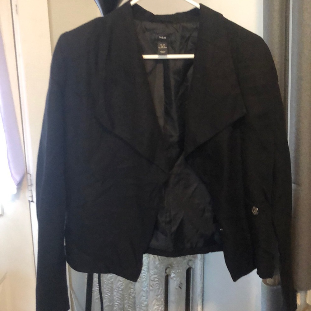 H and M black blazer jacket